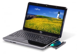 Lifebook AH531 Core i3 (Sandy Bridge) нов лаптоп на Fujitsu